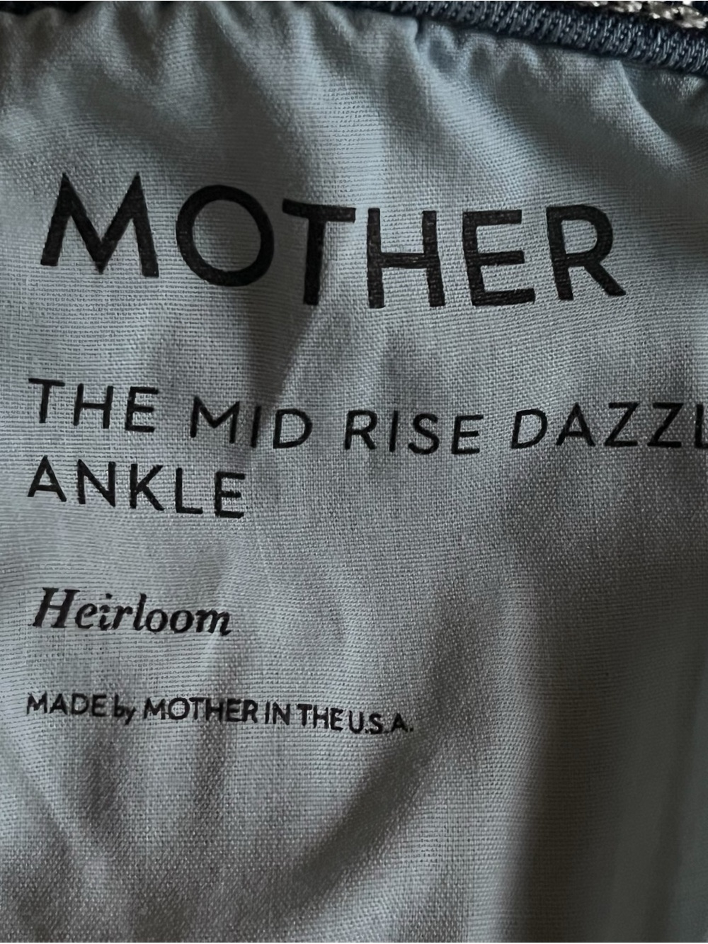 MOTHER Mid Rise Dazzler Ankle Jeans
Size 33 - Picture 7 of 13